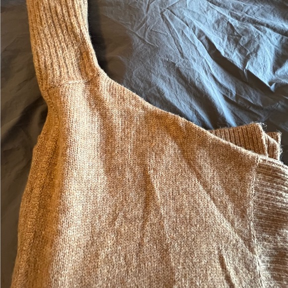 J.CREW RELAXED TURTLENECK PONCHO - Picture 6 of 9